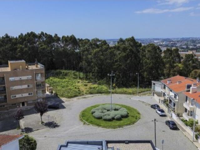 S. João Premium T1 Piso 02 com Varanda Poente