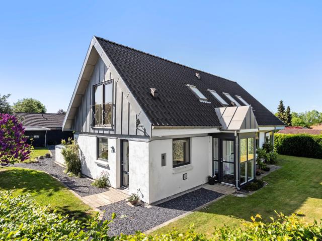 Søsterhøjvej 9