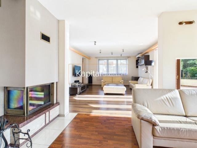 Sąsiedzka 241 m², Gądów