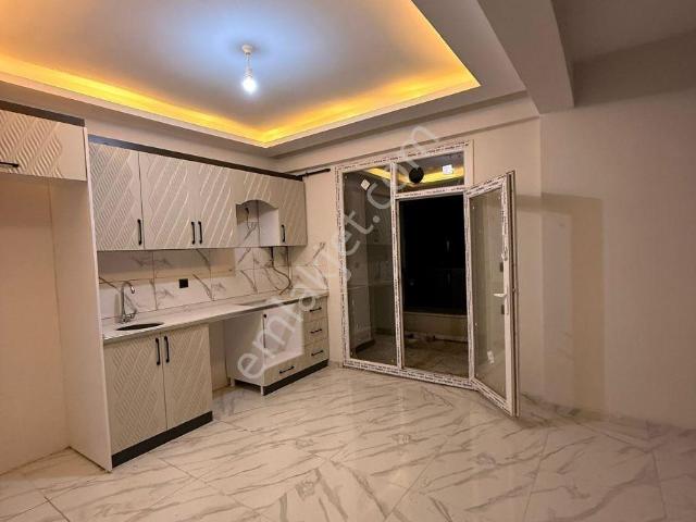 Sıtadyum Yolu Üzerinde Yeni Şehir Hastanesinin Yanı Acil!