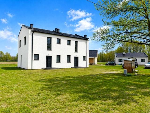 Sątopska 90,50 m², Glinno