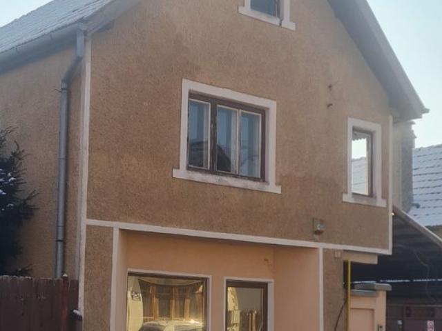 SC VIMAK IMOBILIARE ofera spre vânzare casa zona Brasovul Vechi