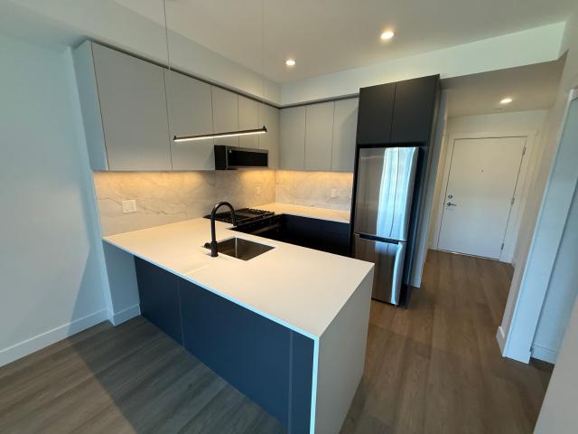 Scott 77 402 Apartment for Rent