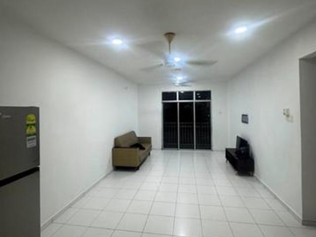 Scott Tower 3Bed2Bath Larkin JB Town Ciq BBU All Race