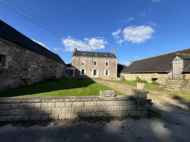 Scaër 29390 Achat / Vente maison 8 pièces t8 parking
