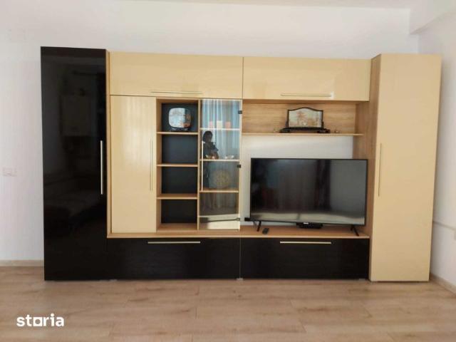 Scafandri apartament cu vedere la Port