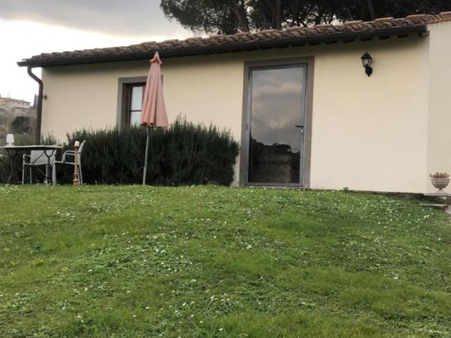 SCANDICCI GIOGOLI Depandance in villa storica