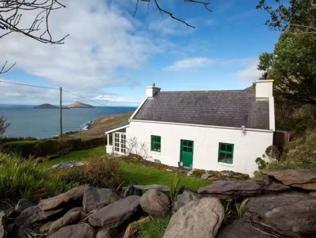 Scariff Cottage, Coomatloukane, Caherdaniel, Co. Kerry, V23KC5.