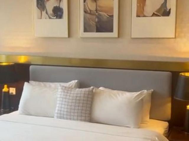 Scarletz Suites