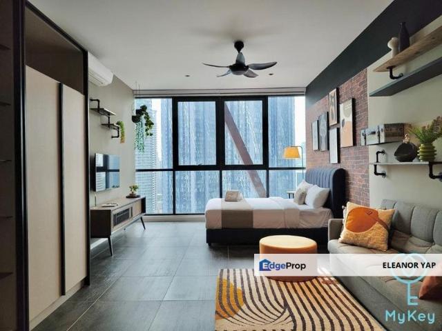 Scarletz Suites