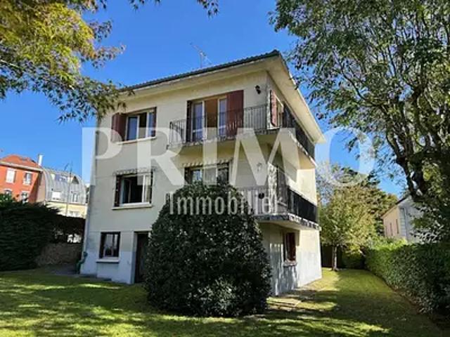 Sceaux 92330 Achat / Vente maison 12 pièces t12 au dernier étage
