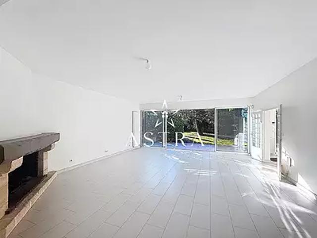 Sceaux 92330 Achat / Vente maison 7 pièces t7 au dernier étage parking
