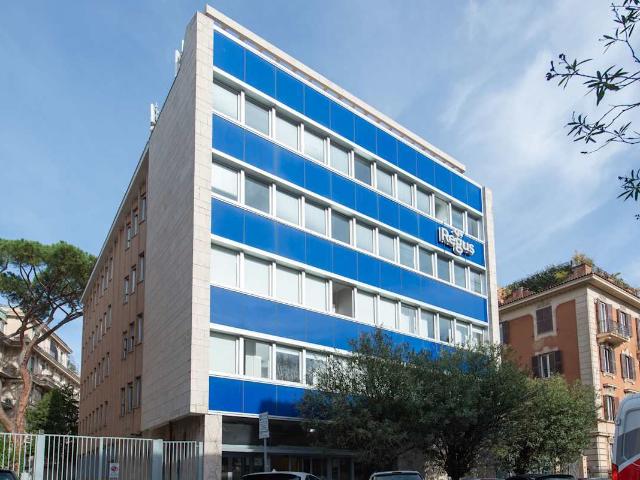 Scegli un hub commerciale ben connesso come sede