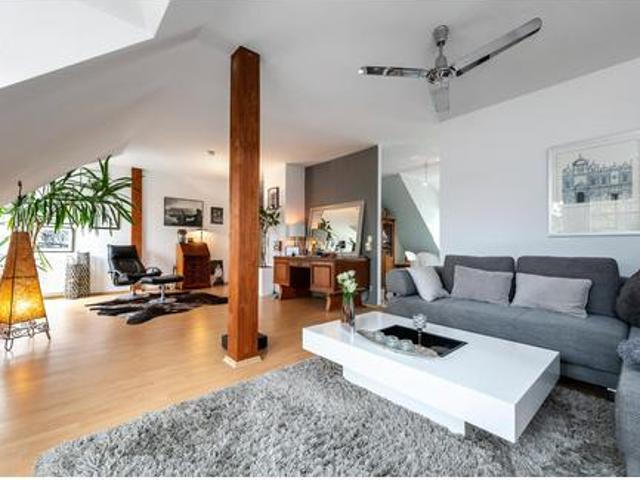 Schuch Immobilien Wohntraum mit sonniger Terrasse in Erbenheim