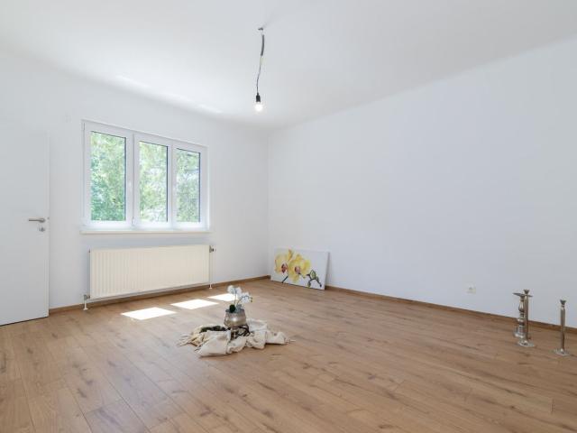 Schwechat 155 m² Einfamilienhaus zu Mieten! Sofort Beziehbar