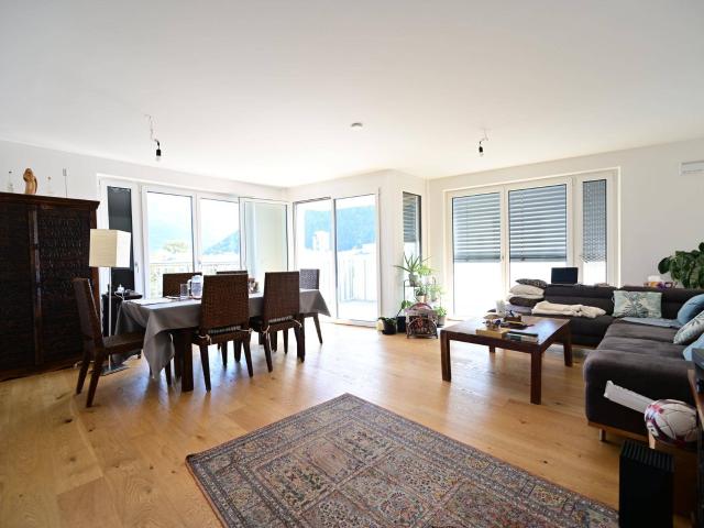 SCHALLMOOS | 4 Zimmer Penthouse Wohnung nahe Wirtschaftskammer