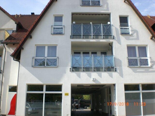 Schicke und helle 2 Zimmer Wohnung en mit Aufzug zentral in Basdorf!