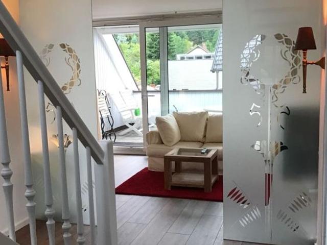 Schicke 2,5 Zimmer Maisonette Wohnung in idyllischer Lage von Baden Baden