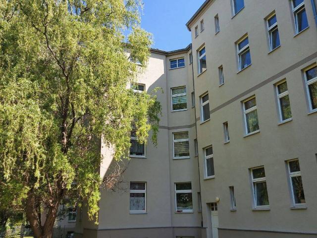 Schicke 3 Raum Wohnung gegenüber der medizinischen Akademie