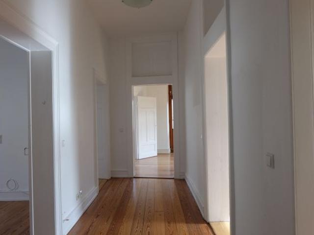 Schicke 4 Zimmer Villenwohnung unweit des Südwestrundfunks in Baden Baden