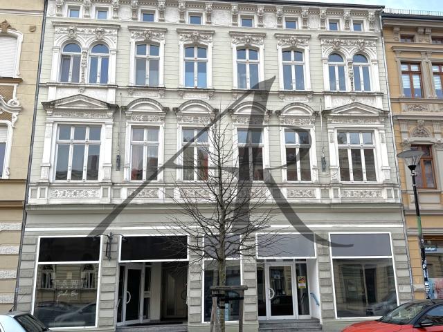 Schicke 4 Zimmer Wohnung, 2. Obergeschoss in der City