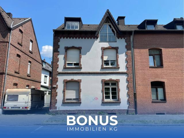 Schickes 3 Fam. Haus in Viersen * EG + 1. OG frei * SOLL Rendite ca. 6,56% p.a. oder Eigennutzung
