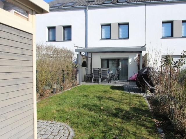 Schickes Reihenhaus für die ganze Familie!