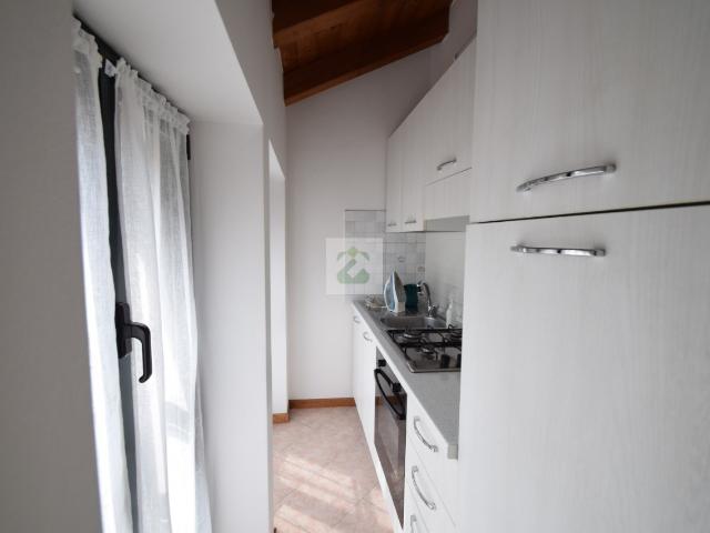 Schio ZONA CENTRO AFFITTASI APPARTAMENTO COMPLETAMENTE ARREDATO