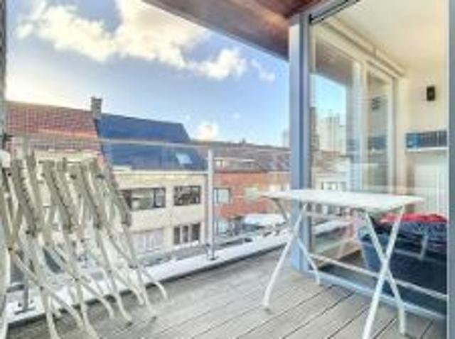 SCHITTEREND 2 SLPK APP MET TERRAS