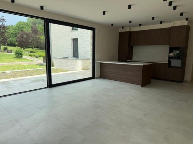 Schitterend appartement met open zicht & garage!