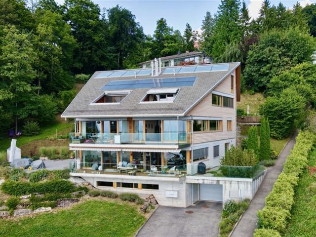 Schlüsselfertige 2 Zimmer Wohnung mit Terrasse und Panoramablick