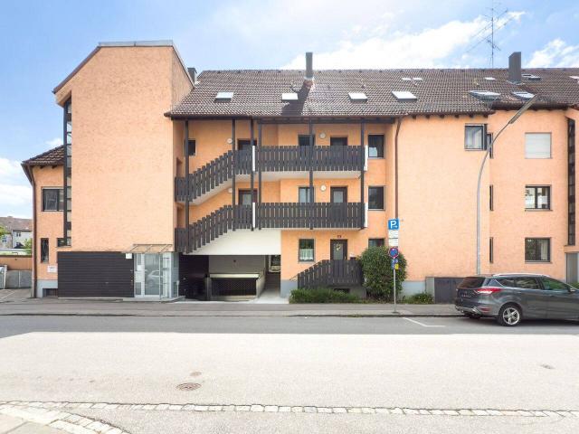 Schmankerl! Großzügig geschnittene 2 Zimmer Eigentumswohnung mit Dachterrasse in Innenstadtlage