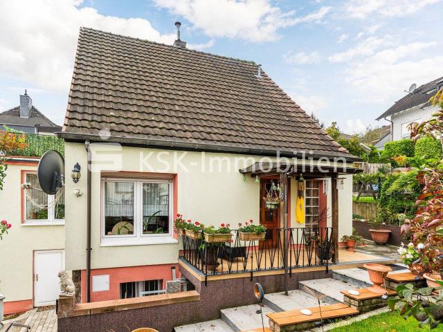 Schmucke Stadthäuschen im Herzen von Overath!