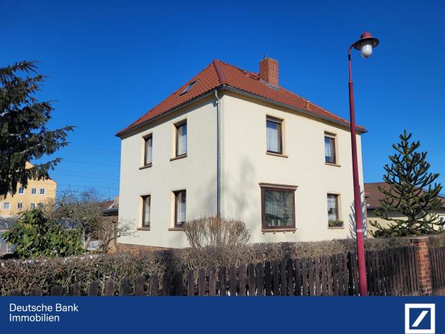 Schmuckes Einfamilienhaus in schöner Lage der Seestadt Senftenberg