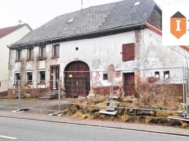 Schnäppchen Handwerkerhaus / Bauernhaus mit großem Grundstück Zentral Wadern Lockweiler