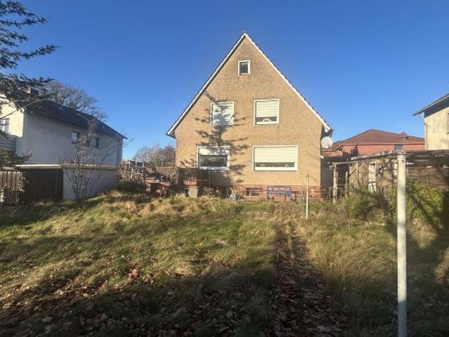 SCHNÄPPCHEN! Renovierungsbedürftiges Haus mit großem Grundstück in Bruchmühlen