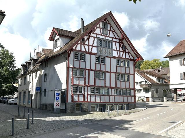 Schnes Riegelhaus an prominenter Lage in Altsttten Kopie