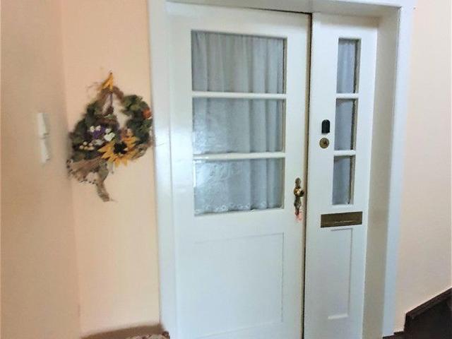 Schnuckelige 3 Raum Wohnung im 3 Familien Haus Schmalkalden, Einbauküche, zentrumsnah & im Grünen