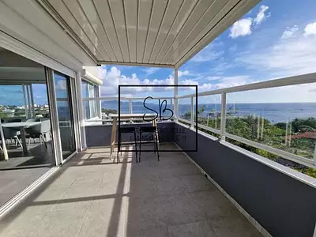 Schoelcher 97233 Achat / Vente appartement 4 pièces t4 au dernier étage terrasse