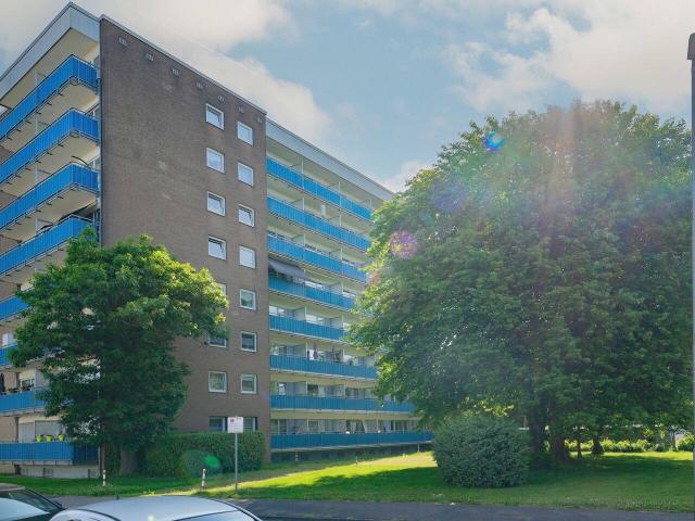 Schön geschnittene 3 Zimmer Wohnung mit 2 Balkonen, Aufzug und Stellplatz in Willich zu kaufen!