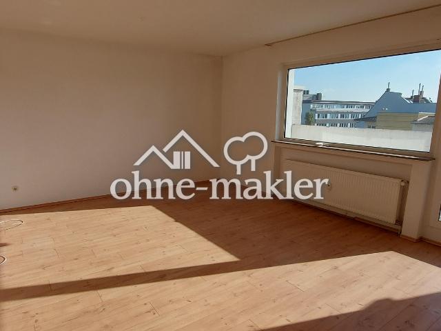 Schön geschnittene 2 Zimmerwohnung mit Balkon und Aufzug