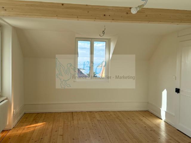 Schöne 3.5 Zimmerwohnung mit Aussicht
