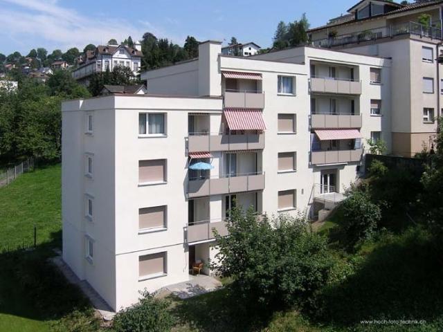 schöne 3 Zi. Wohnung an ruhiger Lage