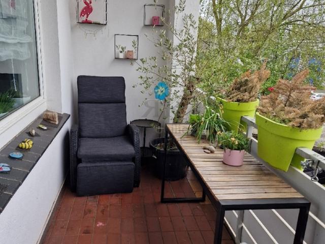 Schöne 3 Zimmerwohnung mit Balkon in Duisburg Rheinhausen
