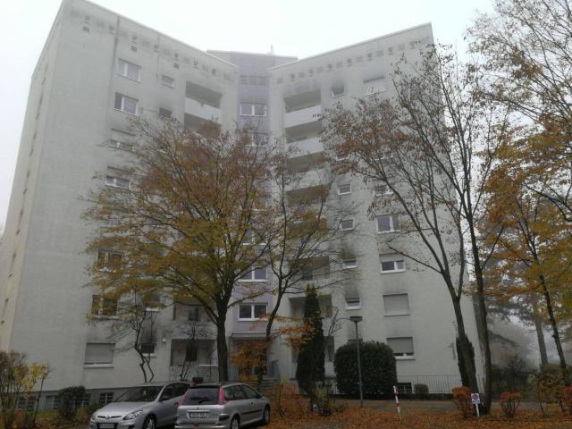 Schöne 3 Zimmerwohnung mit Balkon und Garage in zentraler Lage
