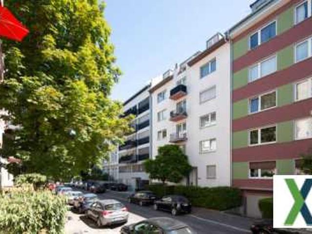 schöne 3 Zimmer Dachgeschosswohnung mit Balkon
