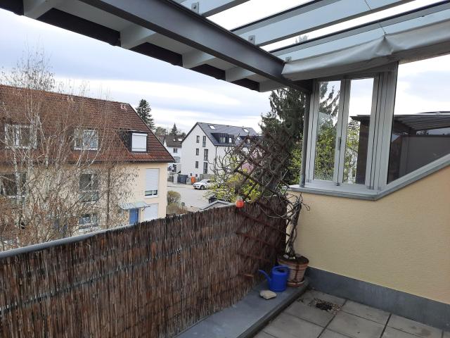 Schöne 3 Zimmer DG Wohnung in München Daglfing