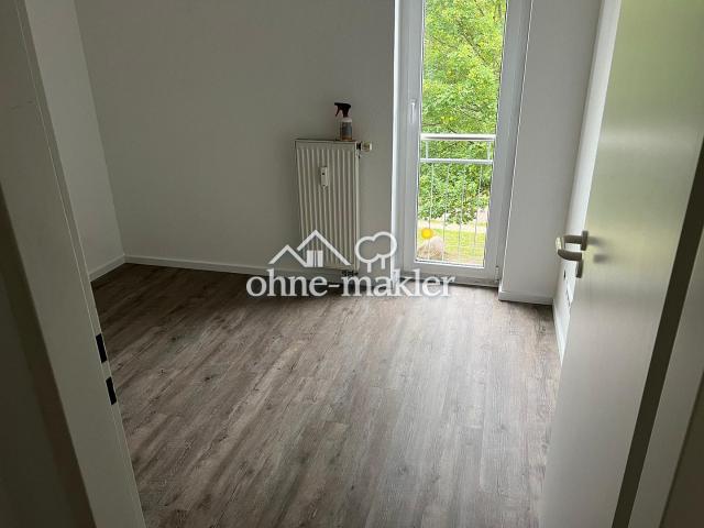 Schöne 3 Zimmer Wohnung mit Stellplatz und EBK