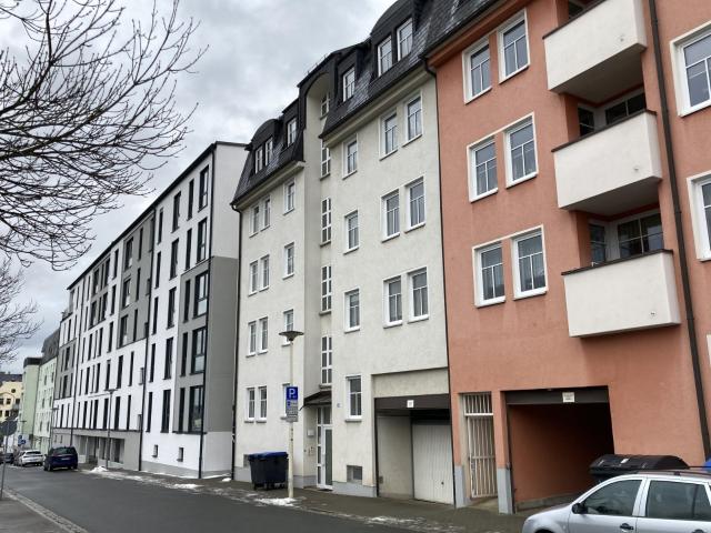 Schöne 1,5 Raum Whg. mit Fahrstuhl, Balkon u. TG Stpl. in zentrumsnaher Lage! Leerstand!
