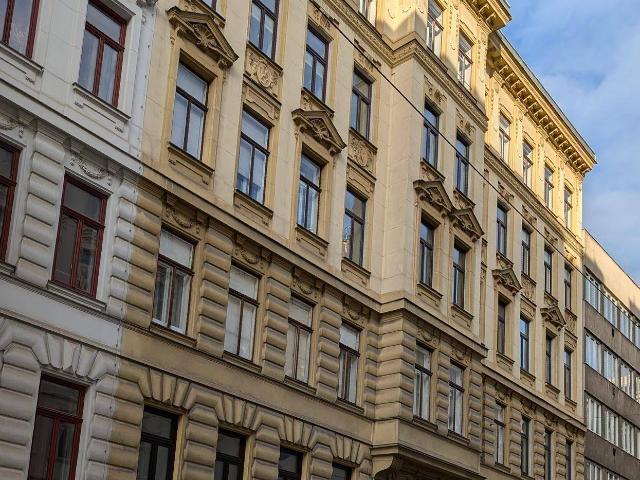 Schöne 2,5 Zimmer Altbauwohnung in 1070 Wien